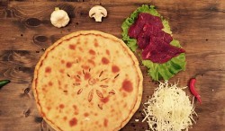 Осетинские пироги с мясом (говядина), сыром, болгарским перцем